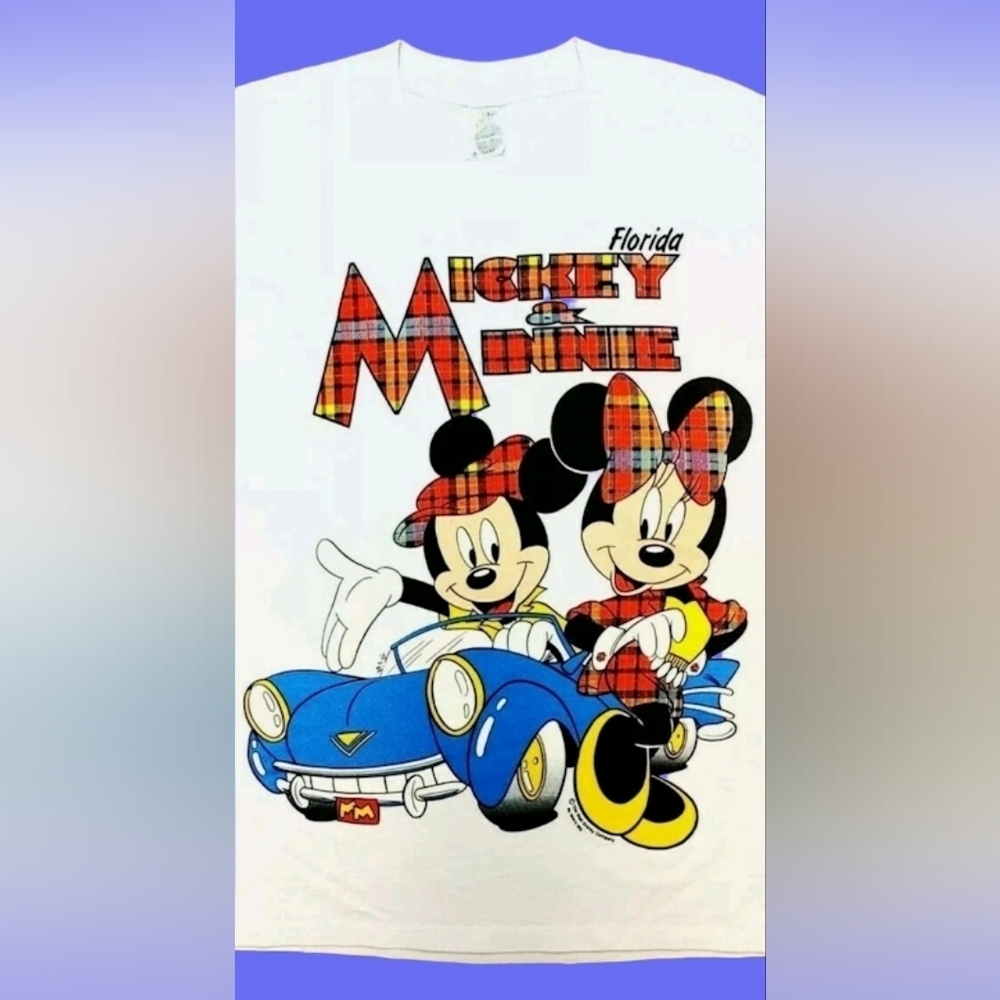 Vtg 1980's Disney Mickey and Minnie Made in USA T-Shirt Size (L) 